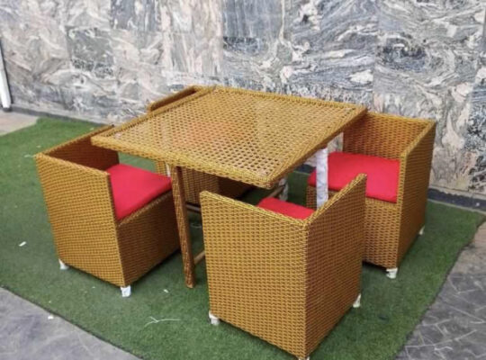 Outdoor chair & table