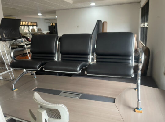 Visitors chair (airport)